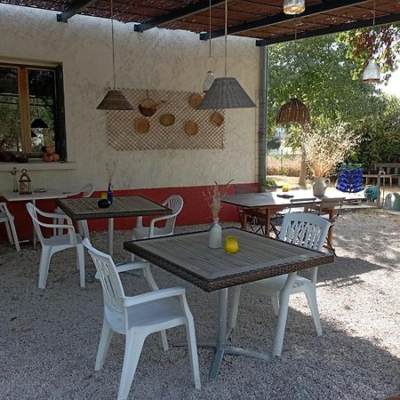 Bed and Breakfast L'Esperluette En Camargue Uchaud Exterior foto