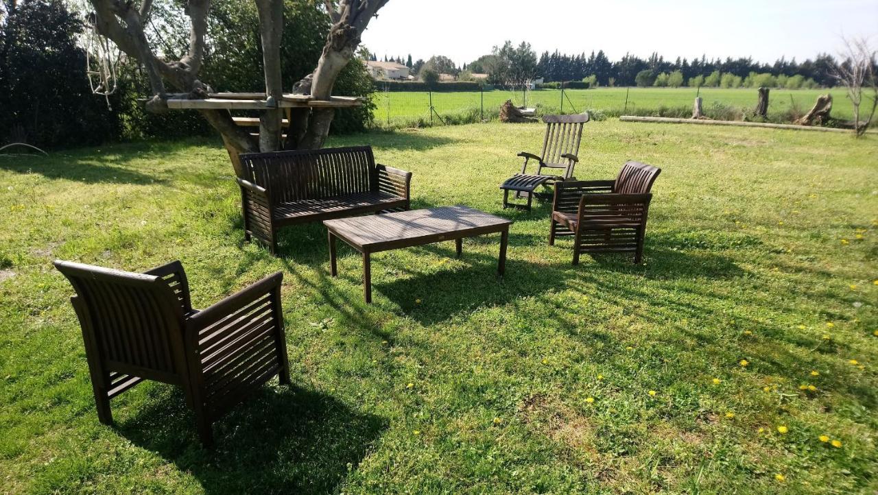 Bed and Breakfast L'Esperluette En Camargue Uchaud Exterior foto